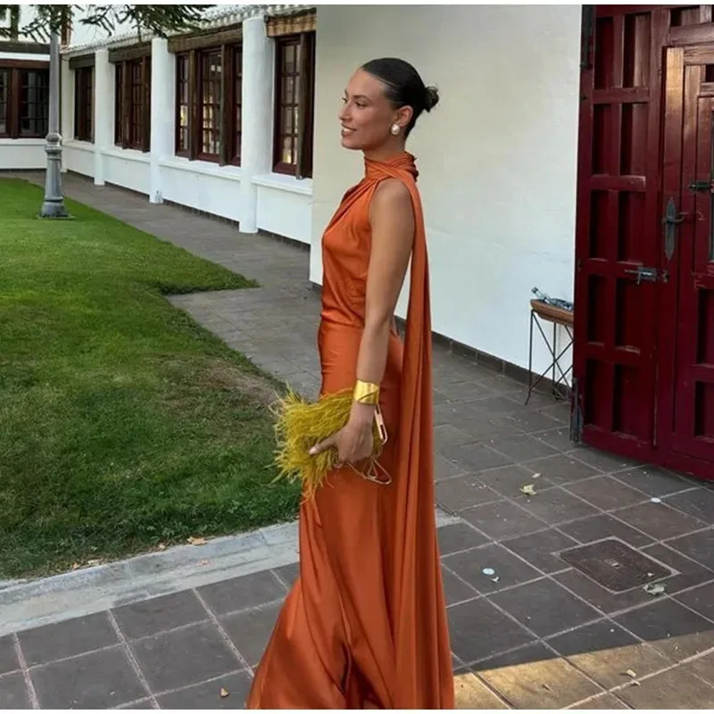 Vestido Milano Accua Longo em Cetim - Imagem 35